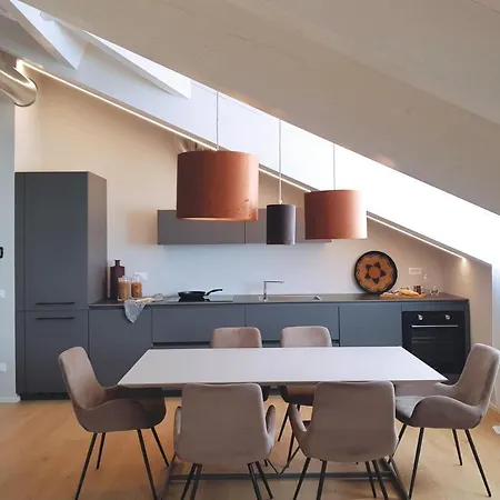 Ar Chelsea Penthouse 贝尔加莫