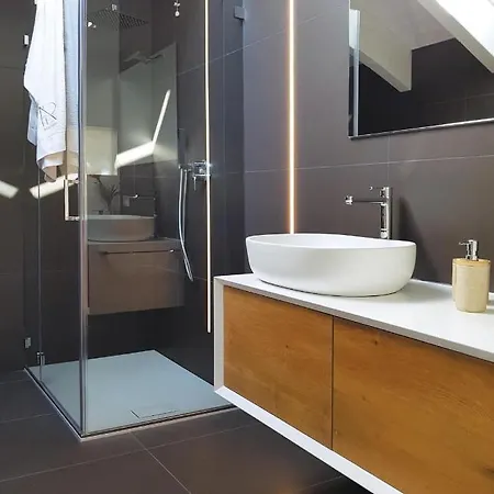 Ar Chelsea Penthouse Apartment