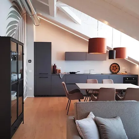 Ar Chelsea Penthouse Apartment *